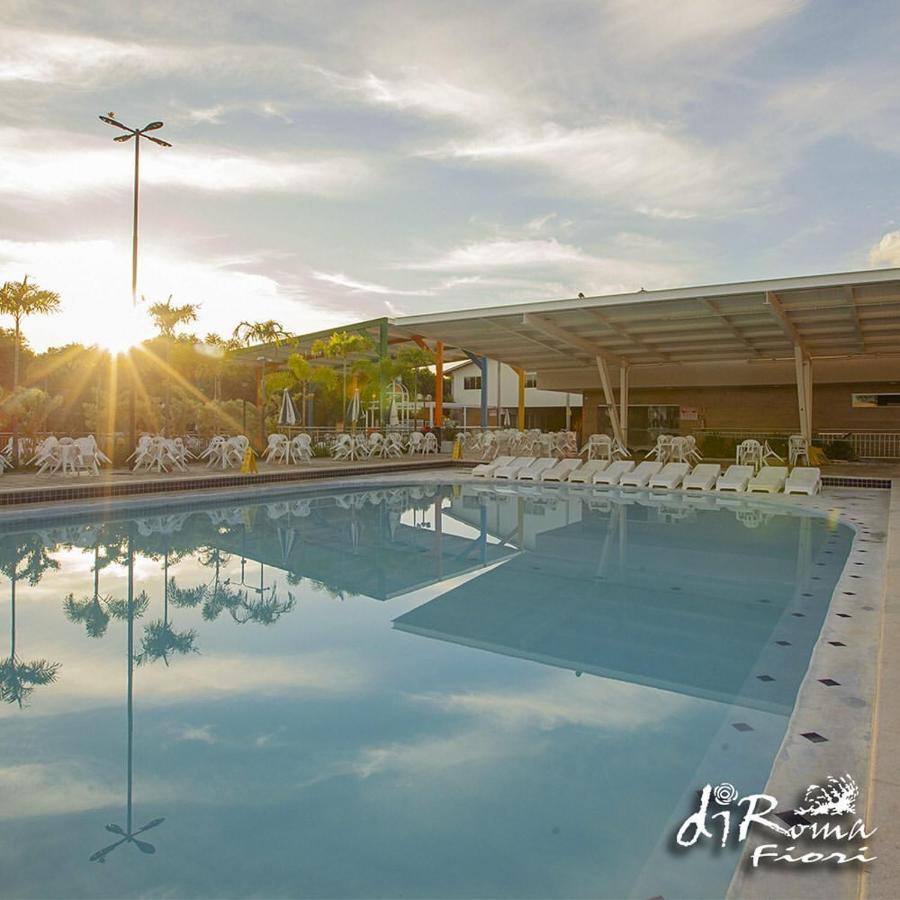 Caldas Novas - Diroma Fiori - Incluso 1 Acesso Ao Acqua Park Vulca - Oficial Exterior photo