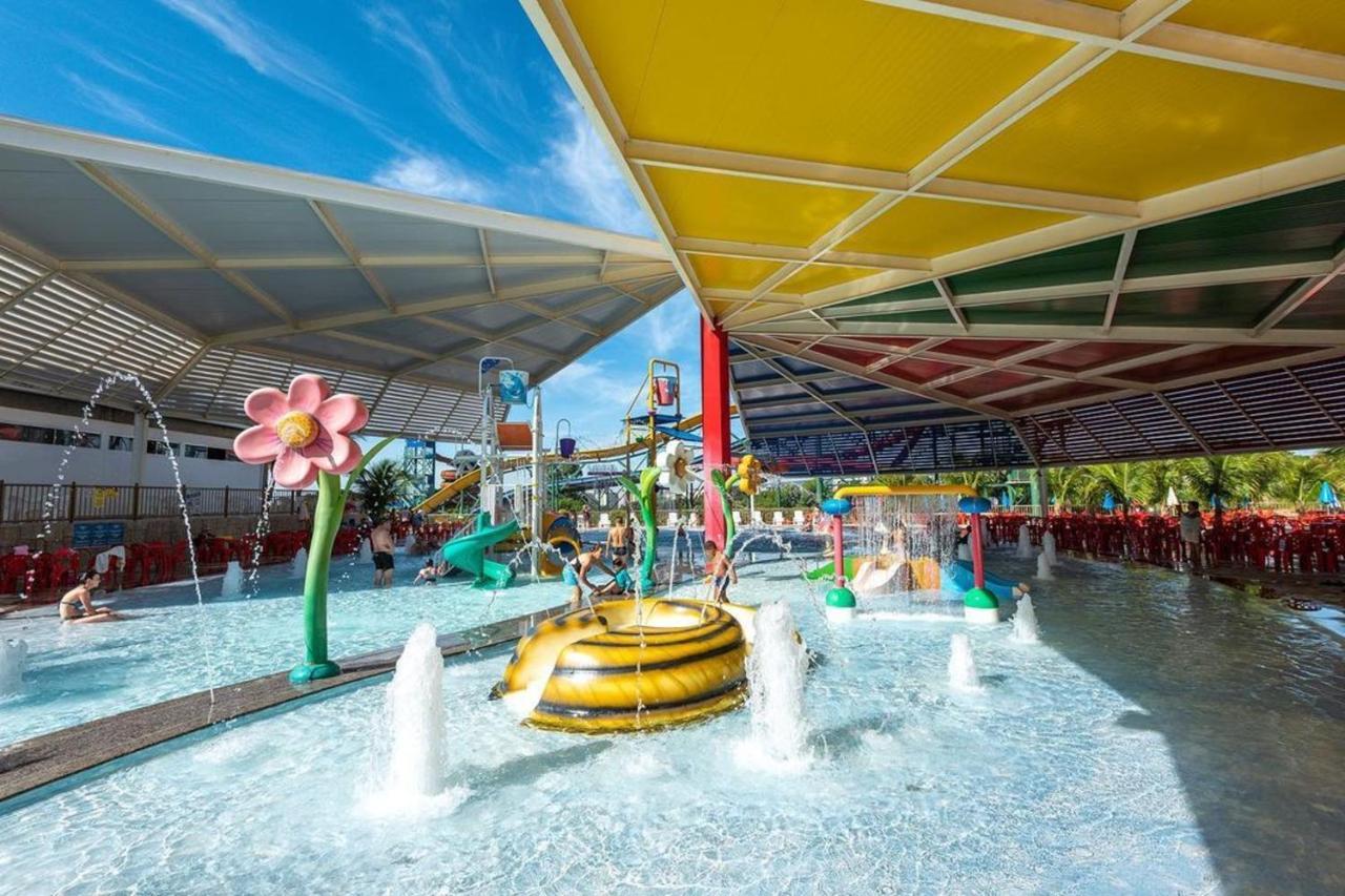 Caldas Novas - Diroma Fiori - Incluso 1 Acesso Ao Acqua Park Vulca - Oficial Exterior photo